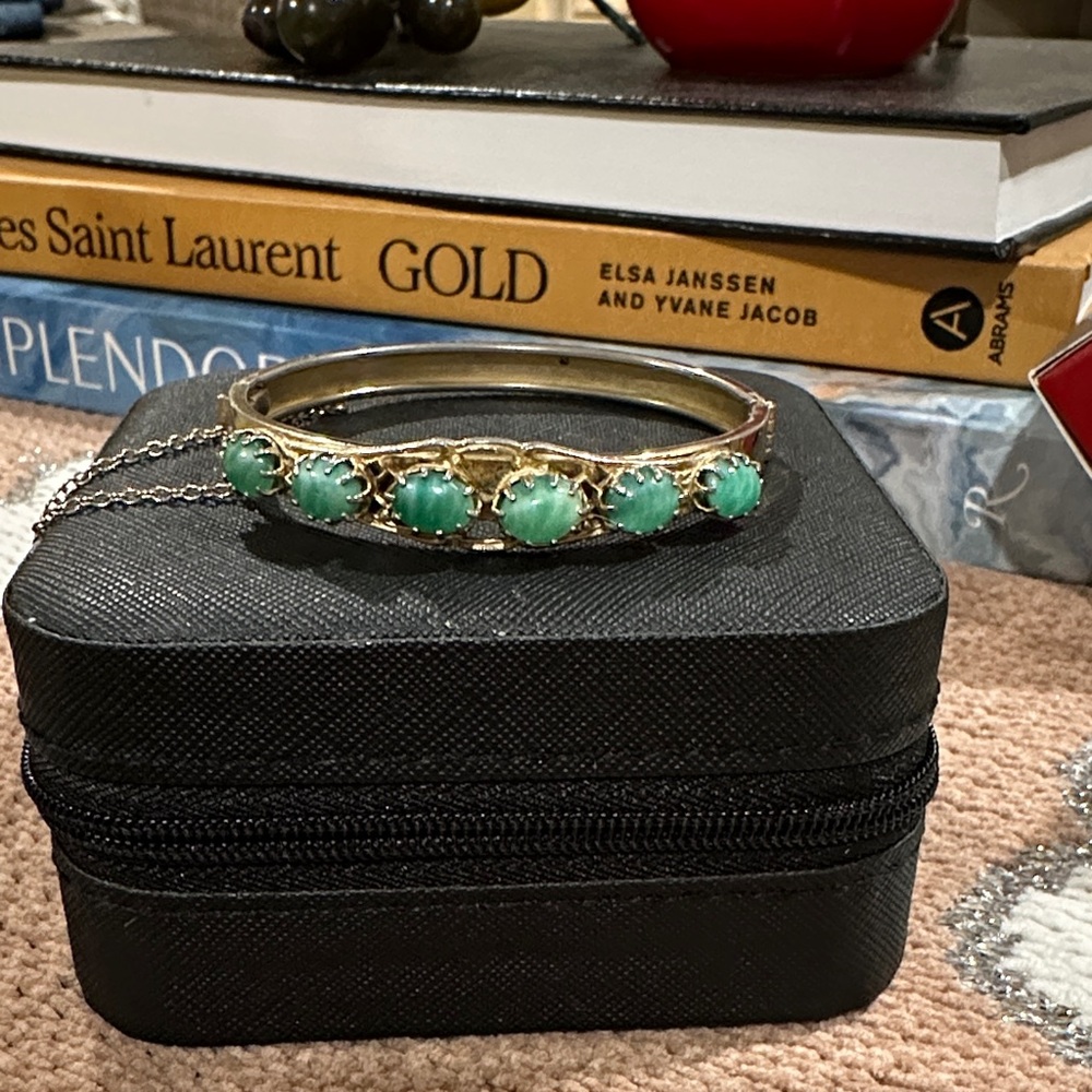 Vintage Peking Glass Gold and Green “Jade” Bracelet